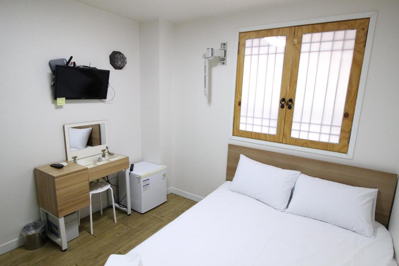 Hotel Golden Park Myeongdong Séoul Extérieur photo